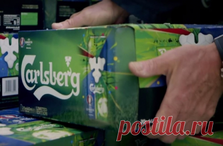Британский регулятор запретил рекламу Carlsberg из-за акции с раздачей пива на стройке