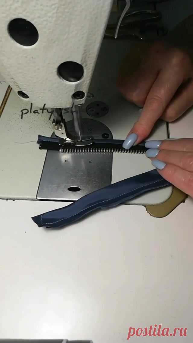 (2) Facebook