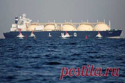 Постсоветская страна начнет закупки газа из США. Молдавия впервые закупит сжиженный газ из США на следующей неделе, заявил министр энергетики этой постсоветской республики Виктор Парликов, указав, что окончательная цена пока неизвестна. По его словам, судно с СПГ уже прибыло в греческий порт Александруполис и страна одной из первых получит топливо из него в январе.