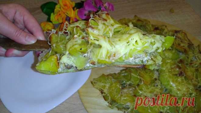 Просто взяла 1🦈 скумбрию, 5 картошек🥔 и приготовила бомбезный пирог-запеканку к ужину, нам очень понравилось | Вкусно без компромиссов🍵🍹🥙 | Яндекс Дзен