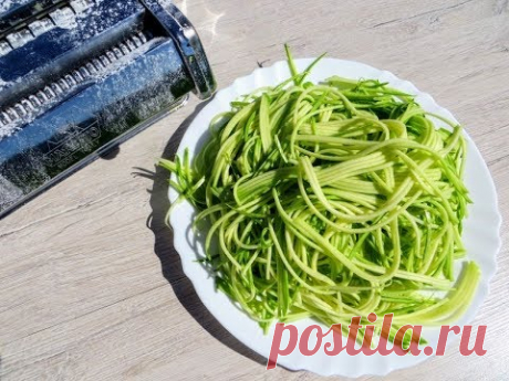 Так кабачки вы еще не готовили! Кабачковая лапша с мясными шариками / Простые рецепты