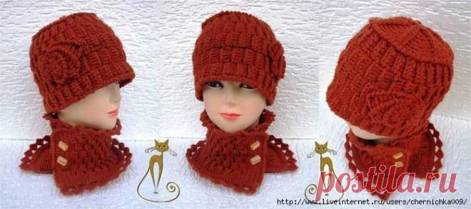 Вязаный комплект: шапочка и шарфик
