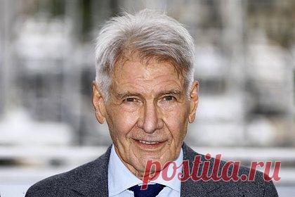 Харрисон Форд вспомнил о конфликте с Брэдом Питтом на съемках. Актер Харрисон Форд вспомнил о конфликте с Брэдом Питтом, который произошел во время съемок кинокартины «Собственность дьявола». Форд признал свою вину в ссоре с коллегой. Он сообщил, что хотел усложнить характер своего персонажа. По его словам, они также не смогли прийти к компромиссу в выборе режиссера фильма.