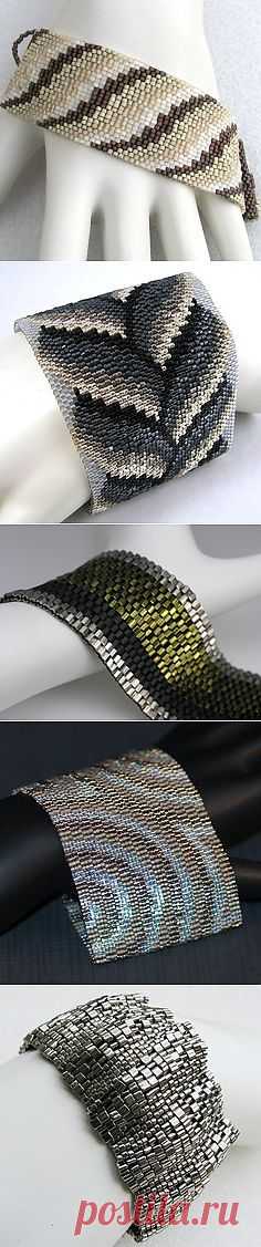 Cream Bargello Ribbon Peyote Cuff | DIY & Crafts that I love