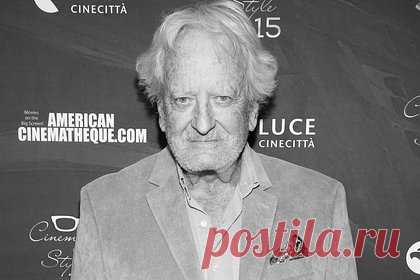 Умер женившийся на россиянке актер «Санта-Барбары». В больнице во Флориде умер актер культового сериала «Санта-Барбара» Николас Костер. Ему было 89 лет. Трагической новостью поделилась его дочь Диннин. В 2010 году у актера завязался роман по с Еленой Бородулиной, 36-летней поклонницей «Санта-Барбары» из России, и через три года они поженились.