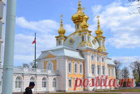 ЗОЛОТЫЕ КУПОЛА