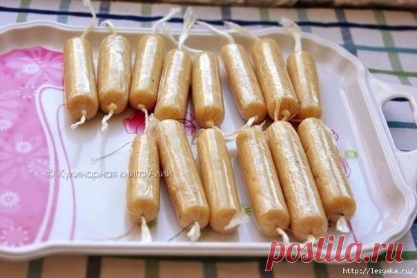 Нежнейшие домашние куриные сосиски.