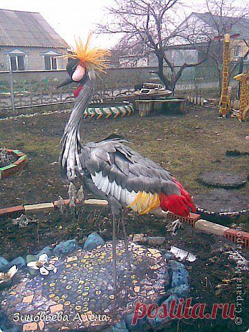 Журавль из пластмассовых бутылок.