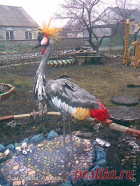 Журавль из пластмассовых бутылок.