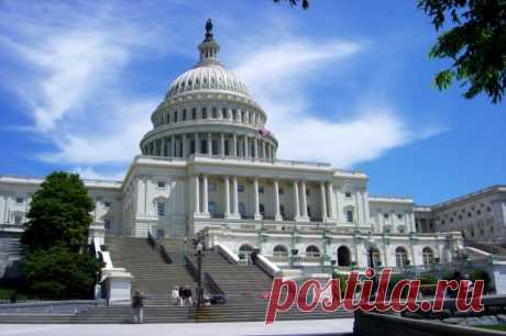 Конгрессмен США Уолтц заявил, что «эра карт-бланшей» для Киева кончилась. В США фиксируется бесконтрольная инфляция и рост цен.