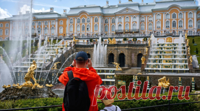 В Сарапуле представят спасённые в годы войны шедевры Петергофа. В Сарапуле (Удмуртия) пройдёт выставка экспонатов Государственного музея-заповедника «Петергоф», спасённых в годы Великой Отечественной войны. Читать далее