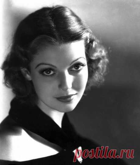 Лоретта Янг (Loretta Young)
- 6 января, 1913 • 12 августа 2000