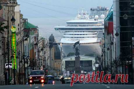 лайнер во Владивостоке