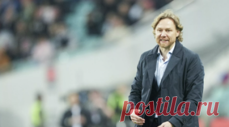 Пономарёв — о Карпине: играет роль тренера, он актёр. Бывший футболист ЦСКА Владимир Пономарёв подверг критике главного тренера сборной России Валерия Карпина после поражения от команды Чили. Читать далее
