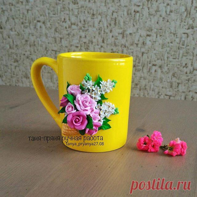 #fimo1_экзамен Фото мне кажется таким домашним....да и мы все -первый поток школы лепки Оли Гусевой @fimo.school.info стали уже родными... С одной стороны, чувство облегчения, с другой грустно, что учёба закончилось. Сердечное спасибо Оле, что щедро делилась своими секретами, была всегда на связи и своим нежным голосом настойчиво направляла в нужное русло...И вот мы из 