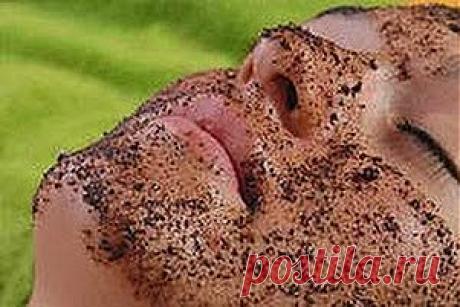 Скрабы делаем сами | Друг пенсионера
Чтобы сохранить молодость, нужно раз в неделю пользоваться скрабами. Это средство делает кожу более гладкой, помогает избавиться от ороговевших частиц. А сделать его можно из продуктов, которые есть в арсенале каждой хозяйки.