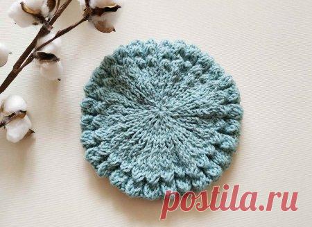 Берет спицами объемным узором «Гусиные лапки»