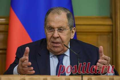 Лавров обвинил НАТО и ЕС в объявлении войны России руками Украины