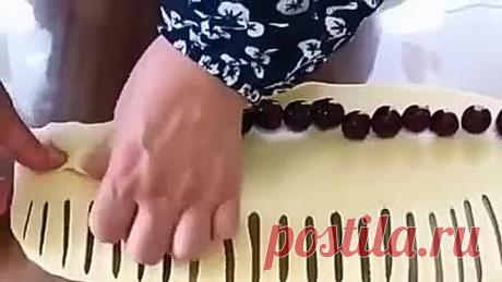 идея для выпечки: пирог с вишней