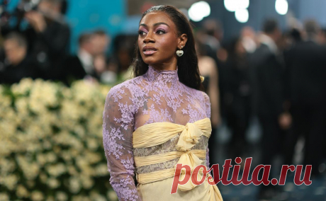 Кто из звезд спорта посетил бал Met Gala. Фотогалерея. В нью-йоркском Метрополитен-музее состоялся ежегодный благотворительный бал Института костюма Met Gala, который посетили множество звезд спорта. Об этом — в фотогалерее «РБК Спорт»