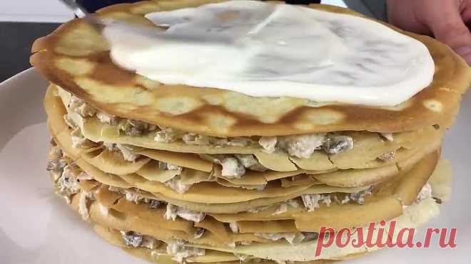 Блинный тортик с мясом и грибочками