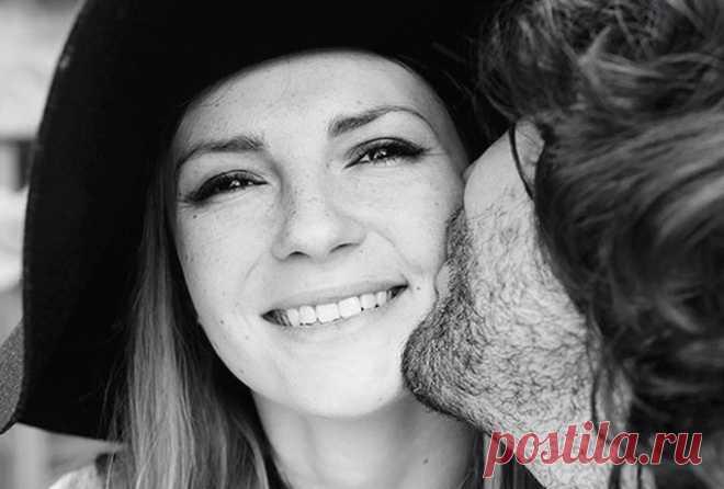 КРИК ДУШИ 40-ЛЕТНЕЙ ЖЕНЩИНЫ, АДРЕСОВАННЫЙ ВСЕМ МУЖЧИНАМ Слова, которые стоит прочитать каждому.


Пусть эти слова никак не относятся именно к вам...