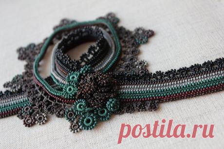 Beaded crochet statement necklace with black, maroon, green, gray seed beads and crocheted flowers by irregular expressions | Flickr - Photo Sharing!