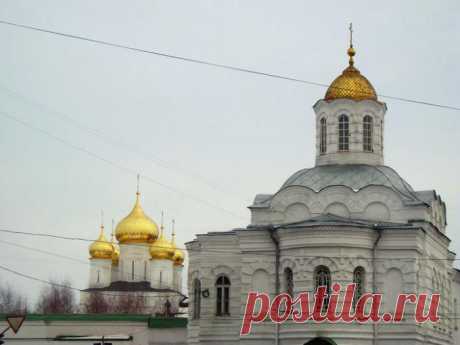 Икона "Ахтырская Божья Мать": о чем молиться?