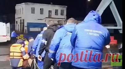 Выжившего после двух месяцев дрейфа в Охотском море мужчину доставили в Магадан. Михаила Пичугина, выжившего после двух месяцев дрейфа в Охотском море, доставили в Магадан. Читать далее