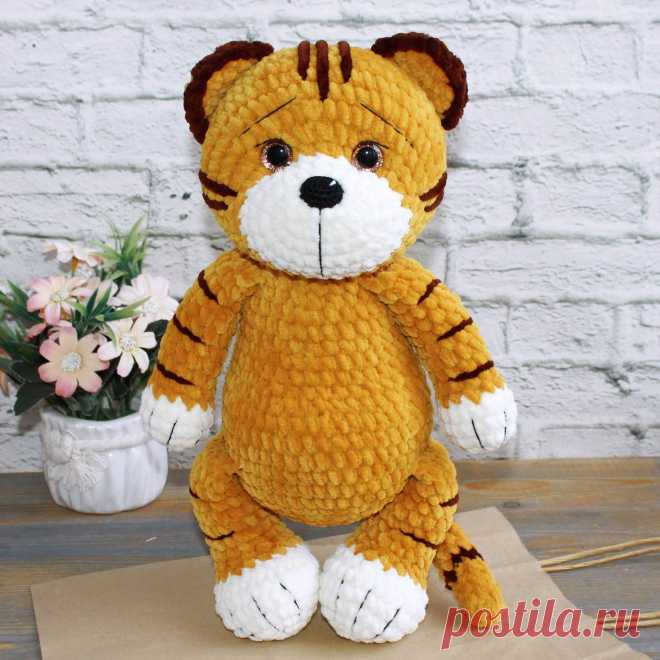 PDF Тигр крючком. FREE crochet pattern; Аmigurumi animal patterns. Амигуруми схемы и описания на русском. Вязаные игрушки и поделки своими руками #amimore - большой тигр из плюшевой пряжи, плюшевый тигрёнок, тигрята, котик, кот, котенок.