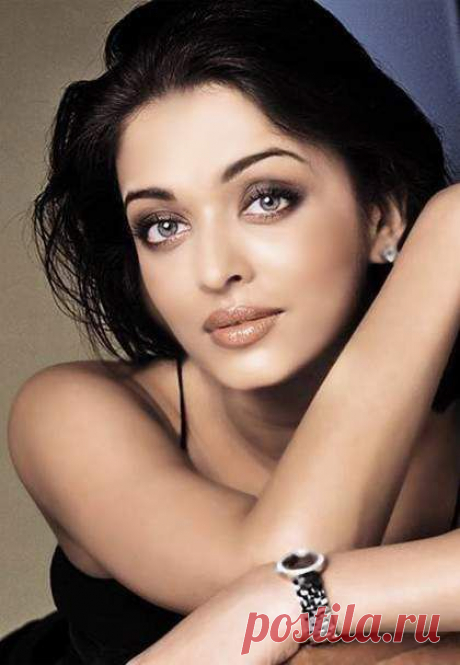 Айшвария Рай (Aishwarya Rai) - фотографии - голливудские актрисы - Кино-Театр.РУ