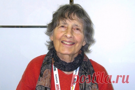 В возрасте 97 лет умерла создательница Аквамена Рамона Фрадон. Художница также работала над комиксами о Симпсонах, Губке Бобе, Сонике, Чудо-женщине.
