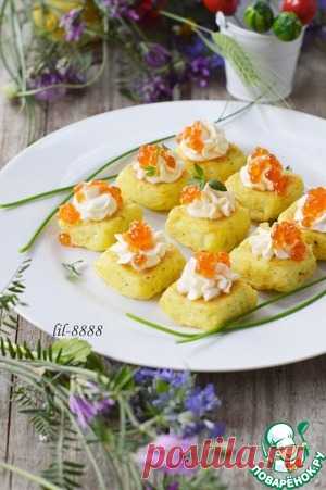 Картофельные мини-кексы со сливочным сыром и икрой