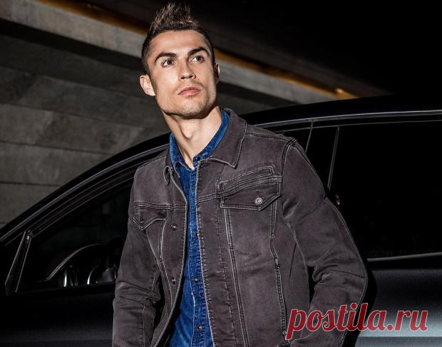 Криштиану Роналду тренируется с дочкой: Алана помогает отцу держать себя в форме