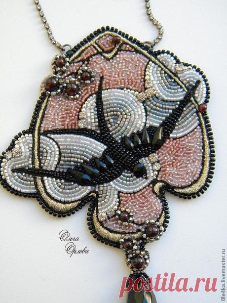(50) f5c14990457-ukrasheniya-oblachko-otlozheno-n1178.jpg 576×768 Pixel | bead embroidery