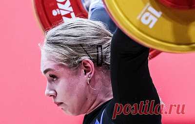 Российская штангистка Кузьминова стала победительницей юниорского чемпионата Европы. Россиянка также установила рекорд Европы в рывке