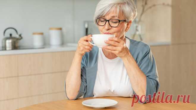 Ученые раскрыли простую «формулу долголетия» - Правильное соотношение потребления ЧАЯ, КОФЕ и ВОДЫ продлевает жизнь.