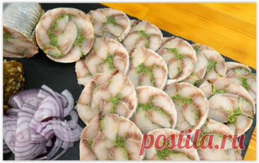 Сельдь вместо красной рыбы: готовим «Атлантическое сало» без лишних затрат на праздник!