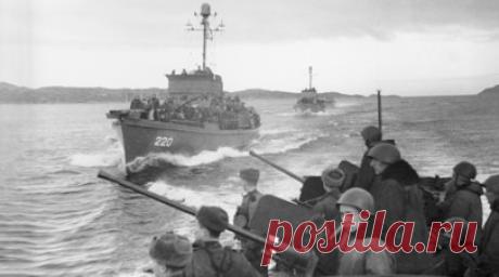 «Неоценимое содействие»: историк Алексей Комаров — об освобождении советскими войсками Норвегии от нацистов. 80 лет назад, 16 мая 1944 года, страны — члены Антигитлеровской коалиции, в том числе Советский Союз, подписали соглашения с правительством Норвегии в изгнании о гражданской администрации и юрисдикции на территории страны после её освобождения от нацистов. Эти документы позволяли союзникам по Антигитлеровской коалиции ввести в Норвегию свои войска, а их командованию — осуществлять…