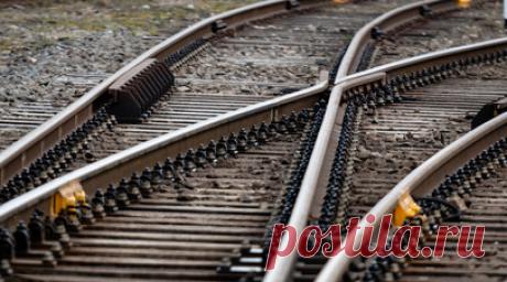 Движение поездов в Нижнем Тагиле восстановлено после инцидента на железной дороге. Движение поездов по станции Сан-Донато Свердловской железной дороги (СвЖД) в Нижнем Тагиле, которое было приостановлено посте инцидента с хлопком, восстановили. Информацию об этом предоставили в пресс-службе региональной железной дороги. Читать далее