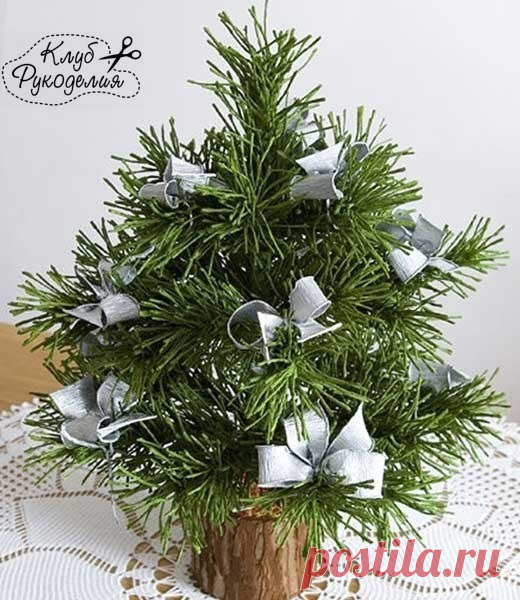 Реалистичная елочка из гофрированной бумаги
