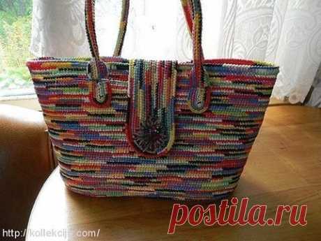 (21) Facebook