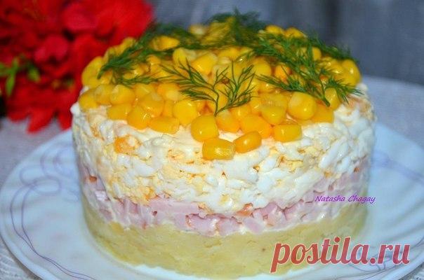 10 Рецептов потрясающих мясных салатов!) 






1. Салат с карбонатом и кукурузойИнгредиенты:Картофель вареный 3 — 4 шткарбонад 200 гяйца вареные 4 шткукуруза 1 маленькая банкалук репчатый по желаниюзелень для украшениямайонез или сметана по…