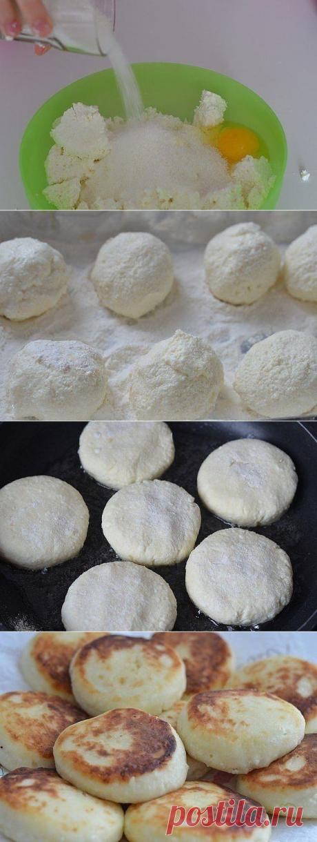 СЫРНИКИ ИДЕАЛЬНЫЕ !!! **Выход 13шт: творог 5% 600г, яйцо 1шт, мука 2ст/л, сахар 100-150г, соль 1щ -усилит сладость, всё  смешай, и мокрыми руками скатай шарики.  Обваляй в муке, стряхнув лишнюю. *В раск/сковороду: когда красивый румянец -переверни, и под крышку на медл/огонь. *Под крышкой - они пухнут!