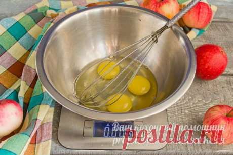 Яблочный пирог на кефире: вкуснее шарлотки, но готовить легче