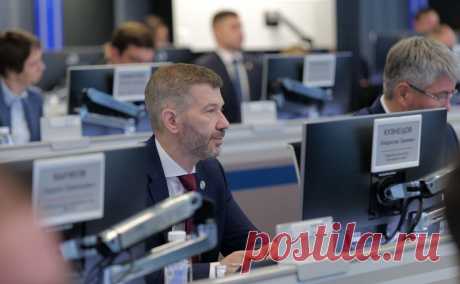 Власти назвали причину перебоев с интернетом на Чукотке и Камчатке. В Камчатском крае был поврежден оптоволоконный кабель при проведении земляных работ, это и привело к перебоям с интернетом в регионе, а также на Чукотке. Проблемы наблюдались почти 15 часов