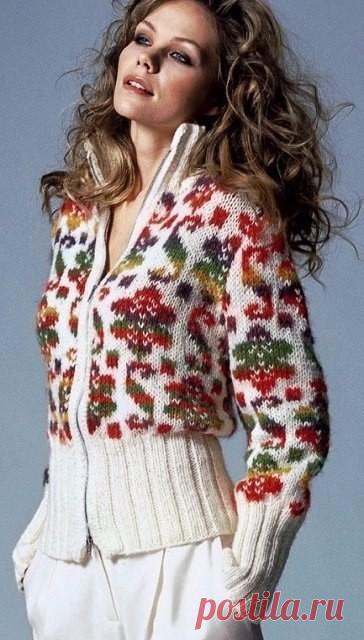 Жакет спицами с жаккардовым узором
Яркие фольклорные мотивы сейчас модно использовать в одежде. Этот жакет в спортивном стиле связан жаккардовым узором с цветочным рисунком, на белом фоне яркий меланжевый узор смотрится очень эффектно.
Размер: 38-42
Вам потребуется: 550 г белой пряжи Schachenmayr Merino Extrafine 120 (100% шерсти. 120 м/50 г); 200 г пёстрой меланжевой пряжи Schachenmayr Merino Extrafine Color 120 (100% шерсти, 120 м/50 г); спицы № 5,5 и № 7; 2 пары длинных...