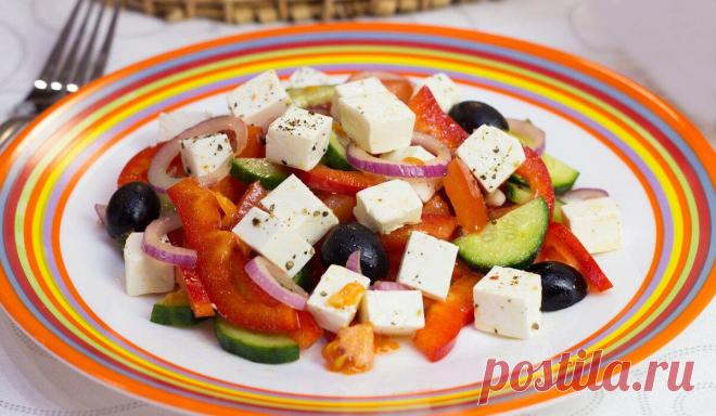 Греческий салат — мое любимое летнее блюдо! Вкусно, много витаминов и минимум калорий!
Греческий салат — один из самых вкусных и популярных салатов в мире! Особый неповторимый вкус ему придается греческий сыр Фета, свежие маслины и оливковое масло. Читайте статью до конца и ставьте «+», если хотите приготовить такой салат =) Классический рецепт Греческого салата: 1) Возьмите овощи, хорошенько промойте, просушите и нарежьте не очень крупно, но и […]
Читай дальше на сайте. Жми подробнее ➡