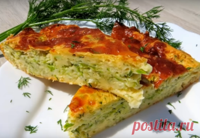 Простой, ароматный, сытный заливной пирог с капустой и кабачком! Любят все без исключения!