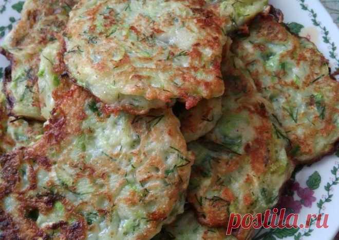 Кабачковые оладьи со вкусом грибов - пошаговый рецепт с фото. Автор рецепта Аистова Марина . - Cookpad